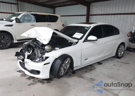 2015 BMW 328 xDrive z USA, uszkodzony, nr VIN WBA3B3G55FNR86497